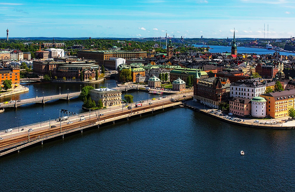 working abroad in sweden